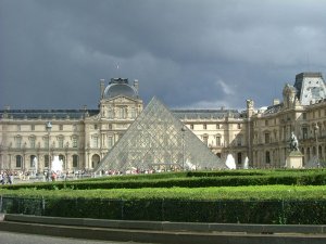 Louvre